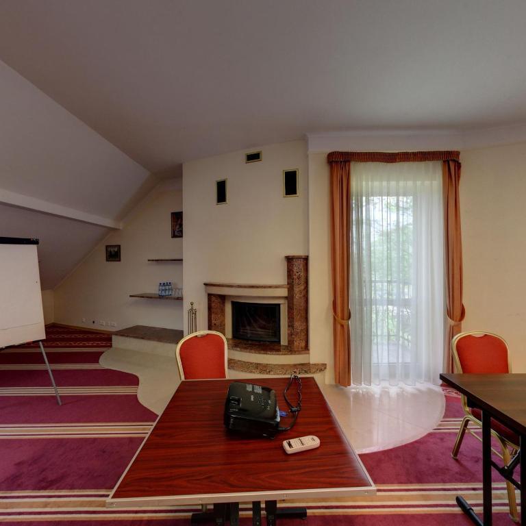 Hotel Twins II Варшава Экстерьер фото